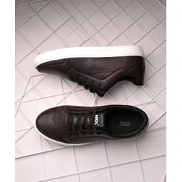 118 06 Sneakers For Men