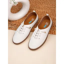 13 Reasons Women Colourblocked Round Toe Lace-Ups Sneakers