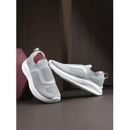 -289 02 Walking Shoes For Women
