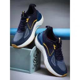 Action Men Running Non-Marking Shoes