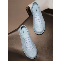 Action Women EVA Flotter Perforations Sneakers