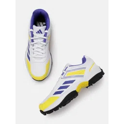 ADIDAS Men Cri Yard Cricket Shoes