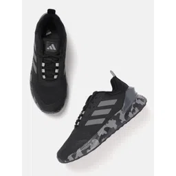 ADIDAS Men Lightrun Edge Force Woven Design Shoes