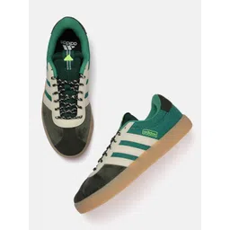ADIDAS Men Vl Court 3.0 Sneakers