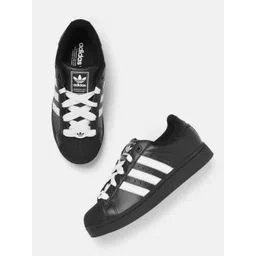 ADIDAS Originals Men Superstar 2 Sneakers