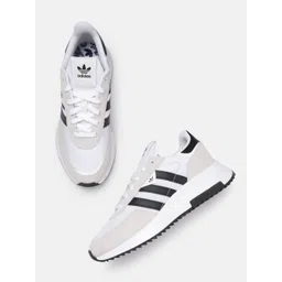 ADIDAS Originals Men White & Black Solid Retropy F2 Sneakers
