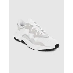 ADIDAS Originals Men White Ozweego Sneakers