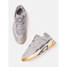 ADIDAS Originals Men Woven Design Niteball Sneakers