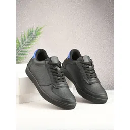 AfroJack Men Textured Sneakers