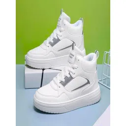 albania Men Colourblocked Sneakers