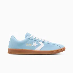 All Star Classic Trainer Suede unisex low top shoe