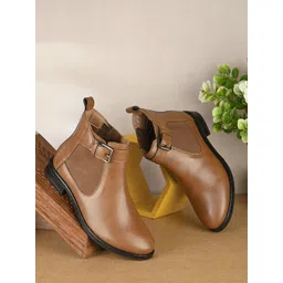 Alleviater Women Block-Heeled Chelsea Boots