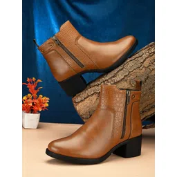 Alleviater Women Textured Block Heel Boots