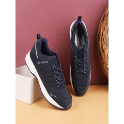Ango Men Sneakers
