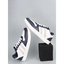 Aqualite Men Colourblocked Mesh Everyday Sneakers