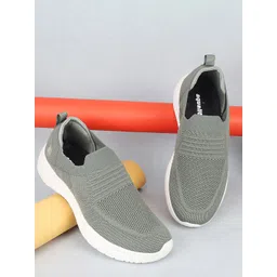 Aqualite Men Woven Design Slip-On Sneakers