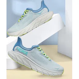 Arahi 7 Running Shoes For Women