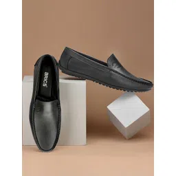 Arics Men Textured Leather Everyday Slip-On Sneakers