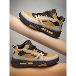 Asian Men's Beige Ankle High Sneakers