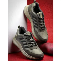 Asian Men's Green Running Shoes