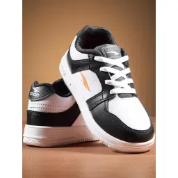 Asian Men's White Casual Sneakers