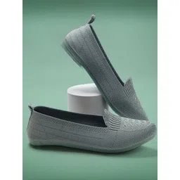 ASIAN Women Textured Slip-On Sneakers