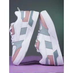 Asian Women's Peach Sneakers