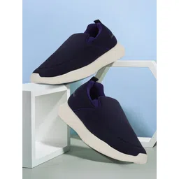 ASTRO FOAM WKL VERBENA W Outdoors For Women