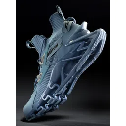 Atom Men Round Toe Mesh Sneakers