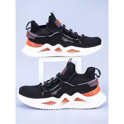 Atom Men Textured Mesh Basisc Sneakers