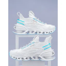 Atom Men Textured Mesh Sneakers