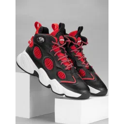 Atom Men Textured Round Toe Sneakers