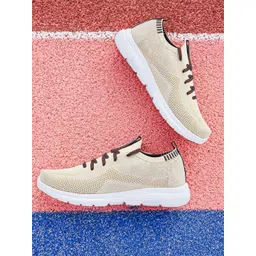 AVANT Men Everglide Walking Shoes