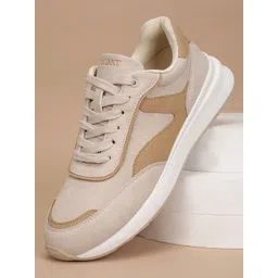 AVANT Women Mova Sneakers - Beige/Brown