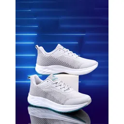 bacca bucci Men Contrast Sole Lace-Up Sneakers