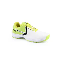 bacca bucci Men Cricket Shoes