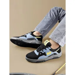 bacca bucci Men PU Smart Casual Sneakers