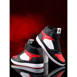 bacca bucci Men Red Colourblocked Sneakers