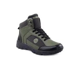 bacca bucci Men Textured Waterproof Platform-Heeled Hiking Boots