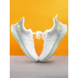 Bacca Bucci Men's CHAMPION White Running Shoes