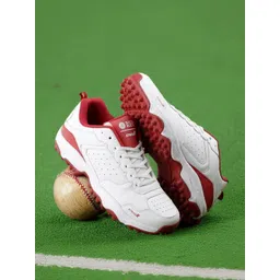 bacca bucci STRIKER Men Red and White Cricket Shoes