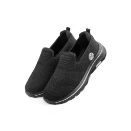 Bacca Bucci Women's NIMBUS Black Walking Shoes