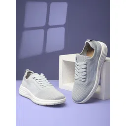 Bata comfit Women Textured Sneakers