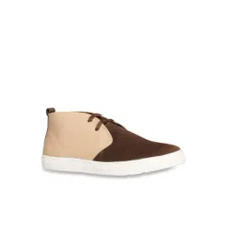 Bata Men's Brown Chukka Boots