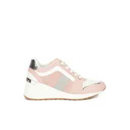 Bata Women's Pink Running Shoes