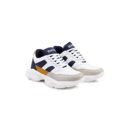 Bearstride Men Colourblocked Sneakers