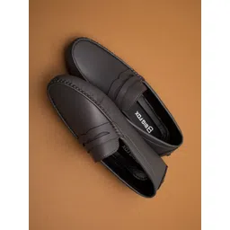 Big Fox Men Grey Textured Slip-On Sneakers