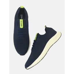 Big Fox Men Textured Lightweight Sneakers