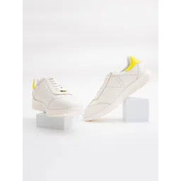 Big Fox Men White Sneakers