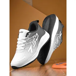 BIRDE Men Colourblocked Lace-Ups Sneakers